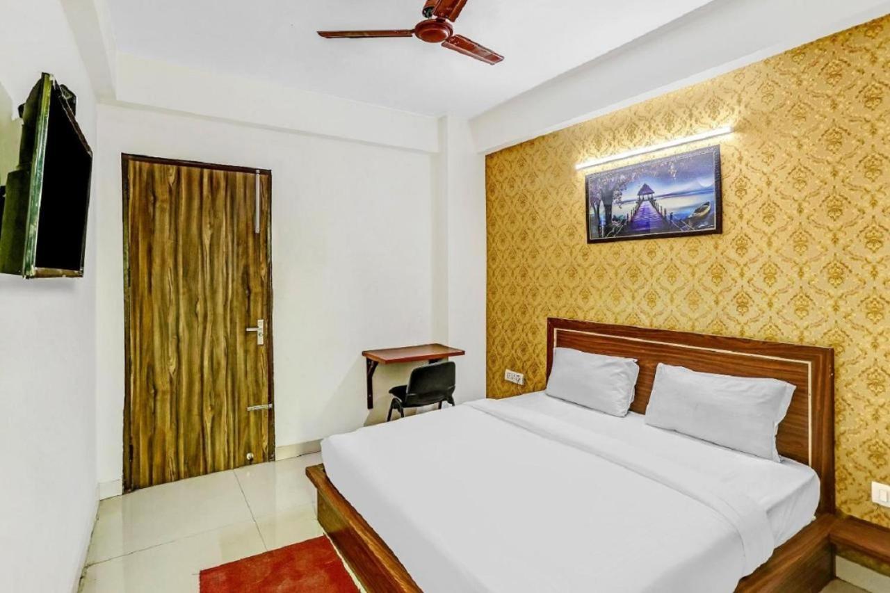 Hotel Noida Continental Εξωτερικό φωτογραφία