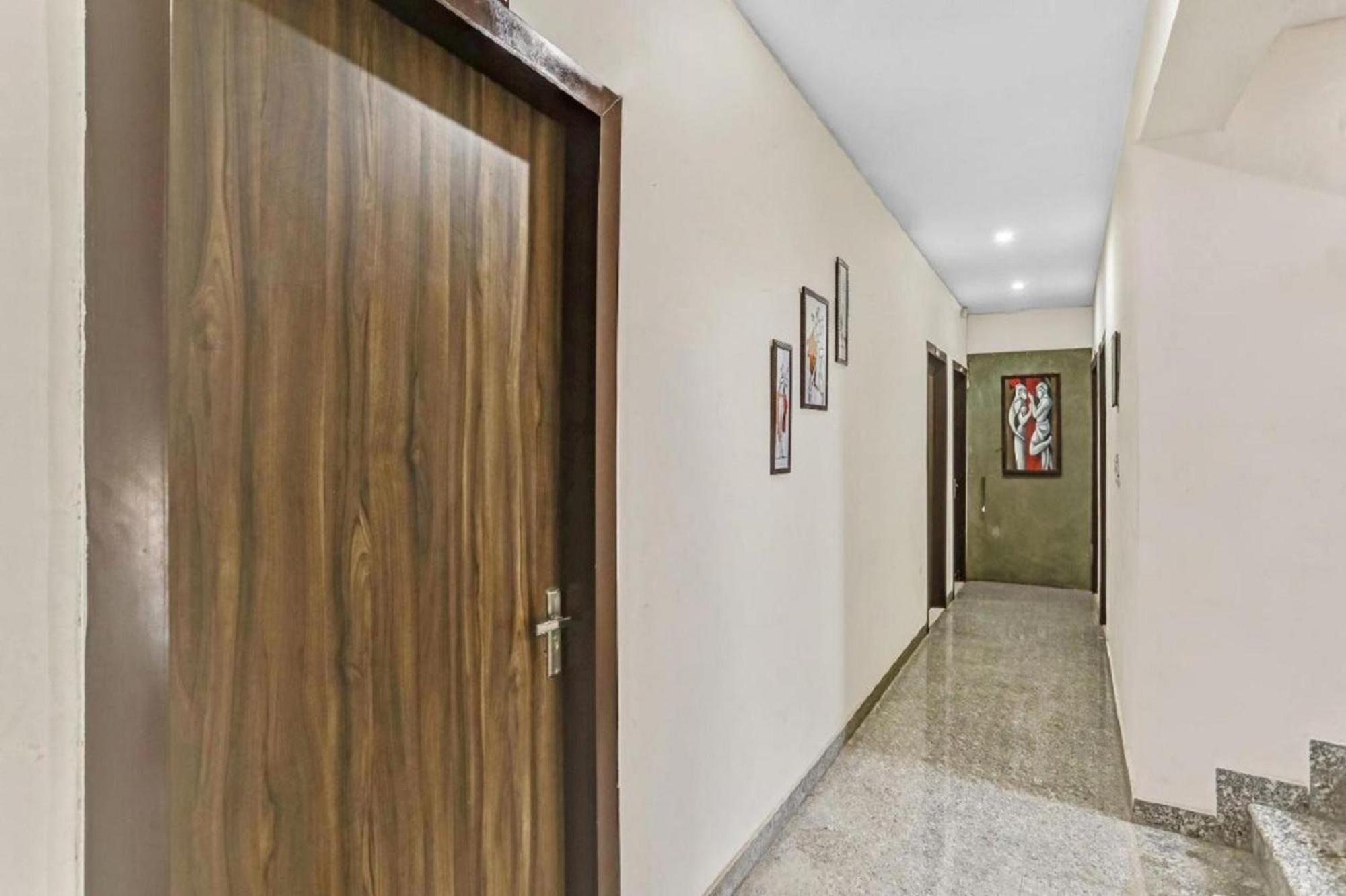 Hotel Noida Continental Εξωτερικό φωτογραφία